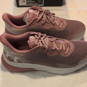 New Under Armour W Hovr Turbulence 2